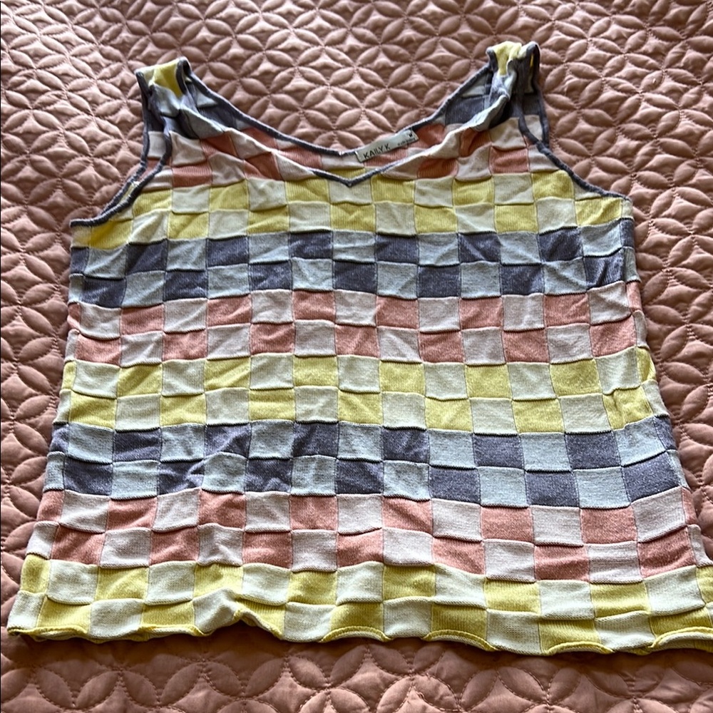 Yellow and Gray Sleeveless Geometric Tank Top